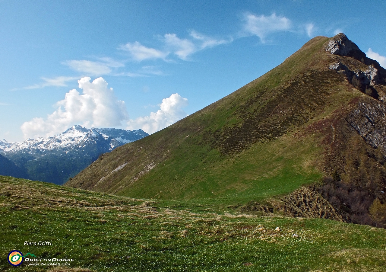 16 Pizzo Vescovo dalla sella .JPG